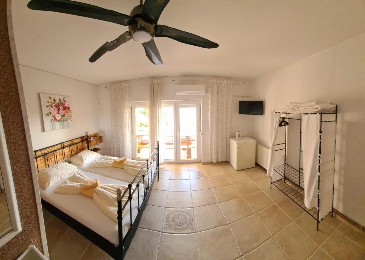 Bed & Breakfast Barbara Novi Vinodolski Exteriér fotografie