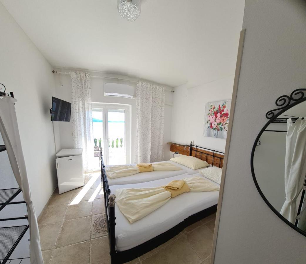 Bed & Breakfast Barbara Novi Vinodolski Exteriér fotografie